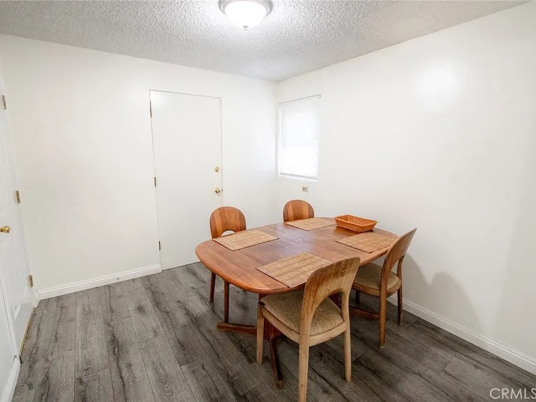 27921 Lomo Dr — Photo 14