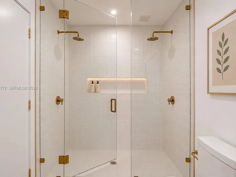 90 NE 32nd St #211 — Photo 12