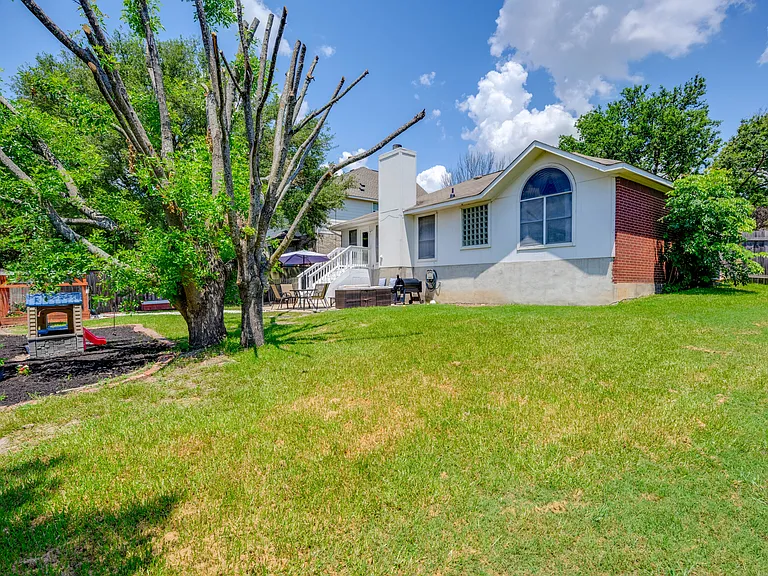 3625 Hawk Ridge St — Photo 41