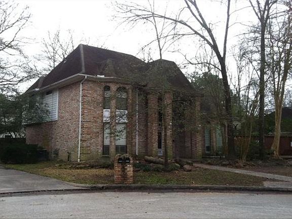 2nd image of 2918 Crystal Falls Dr