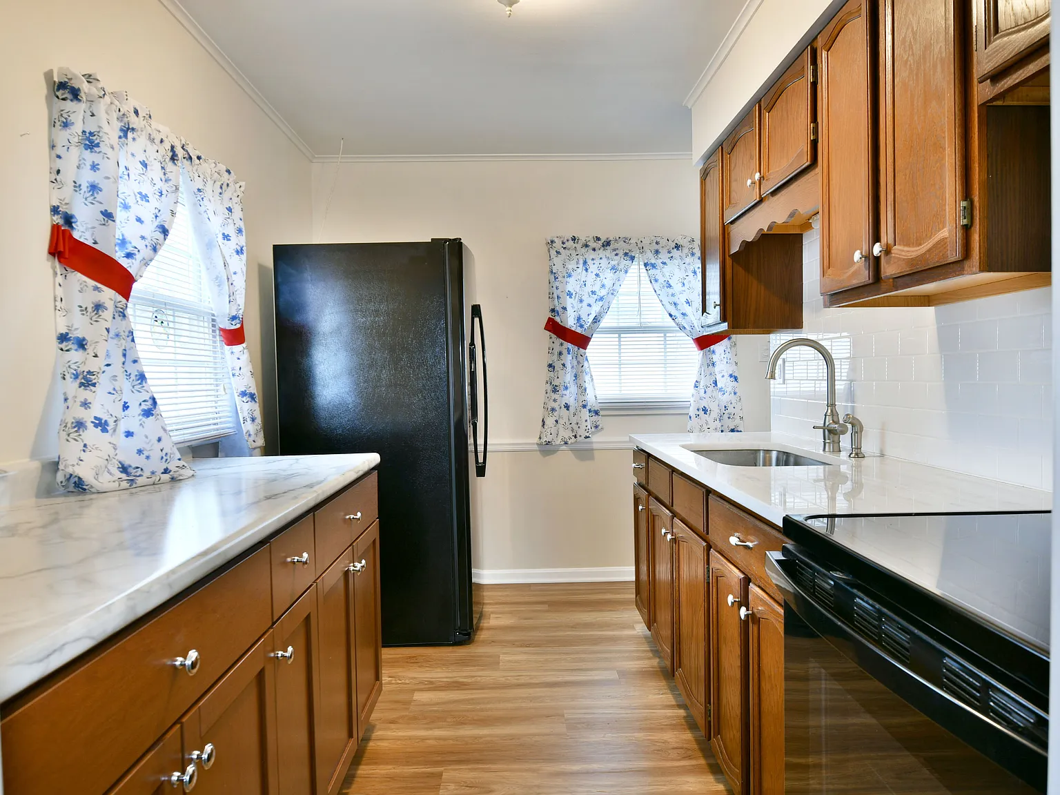 2 bed, 864 sqft, $1,200 — Photo 4