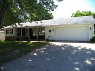 171 Dorothy Dr, Manawa, WI 54949