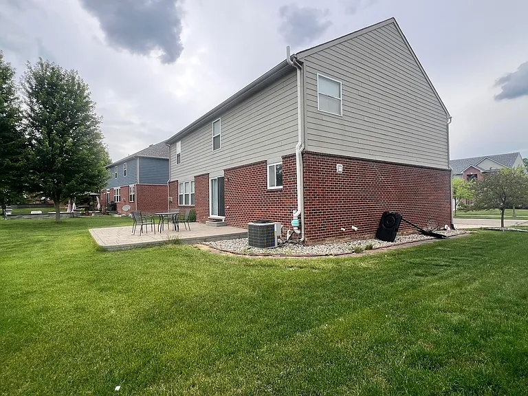 24668 Thatcher Dr — Photo 4