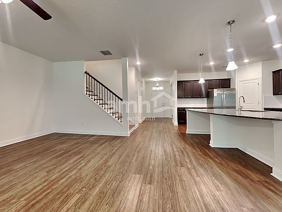 5th image of 3128 Creek Village Ln