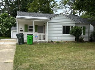 1166 Commonwealth Ave, Mayfield Heights, OH 44124