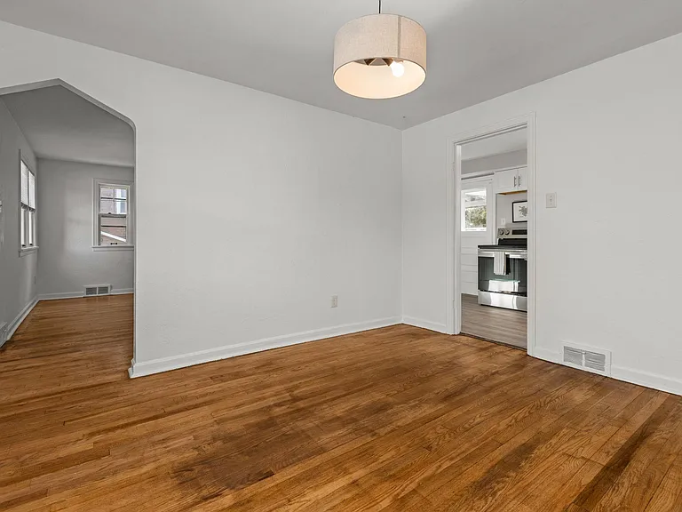 255 Gilkeson Rd — Photo 9