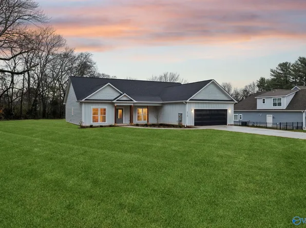 918 S Jefferson St, Winchester, AL 35798