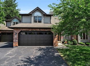 15 In The Woods Ln, Buffalo, NY 14224