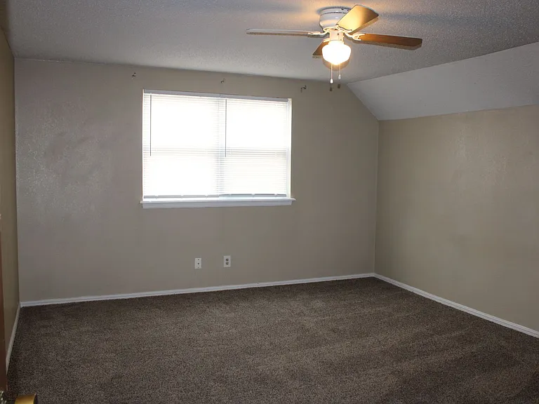 4010 SE 14th Pl — Photo 22