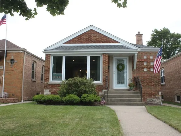3811 W 109th St, Chicago, IL 60655