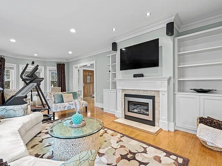 34 Glen Rd — Photo 12