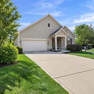2973 Indian Summer Cir, Valparaiso, IN, 46385