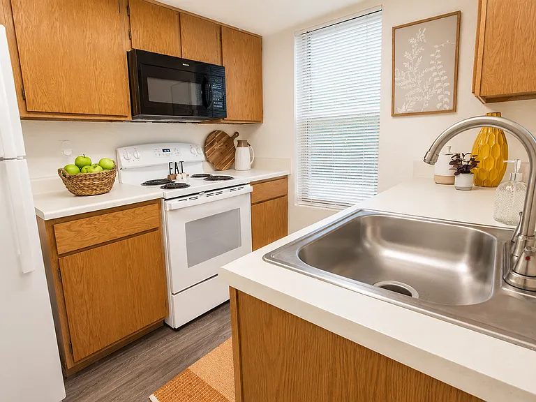 Grouse Run Apartments — Photo 58