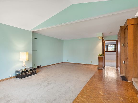 3rd image of 4426 N Central Park Ave