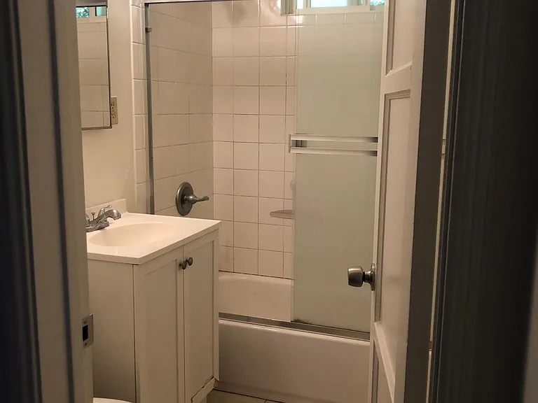 319 Molino Ave #7 — Photo 9