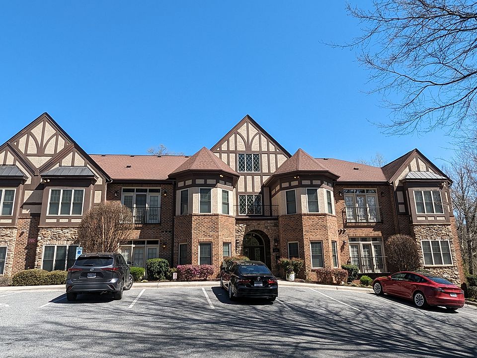 1st image of 134 Sunset Cir APT 304