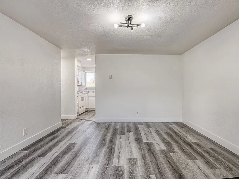 1679 Reed St — Photo 16