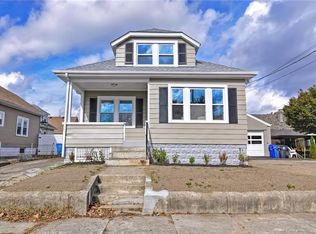 40 Packard St, Cranston, RI 02910