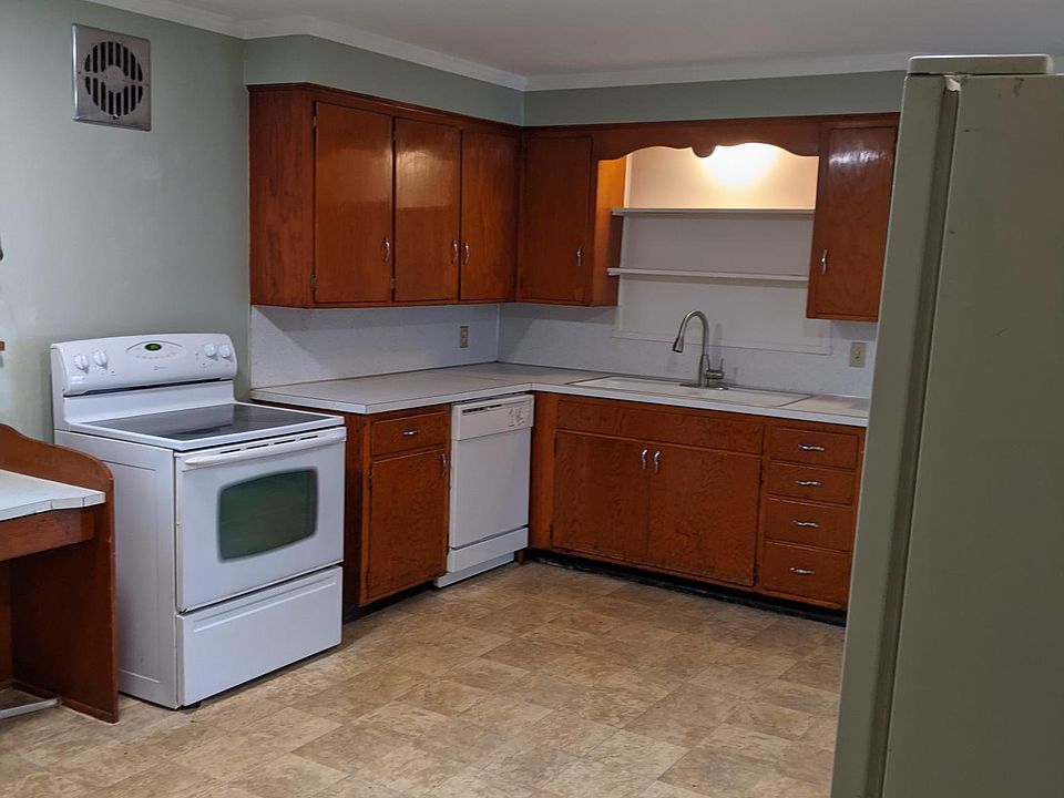 1st image of 120 Western Ave