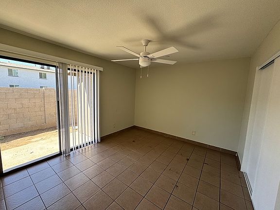 4th image of 1533 W Denton Ln APT 5