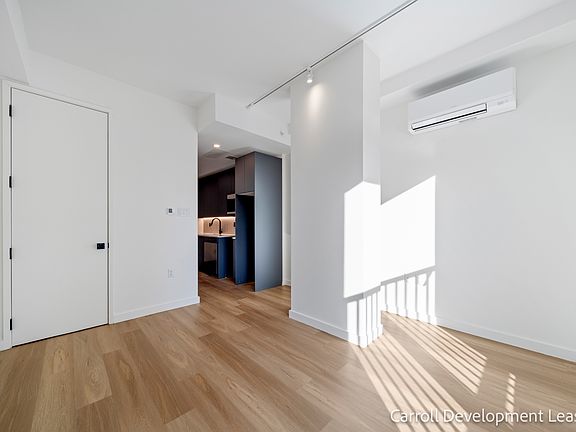 3rd image of 931 Carroll St #1511