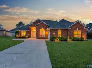 111 White Apple Dr, Harvest, AL 35749
