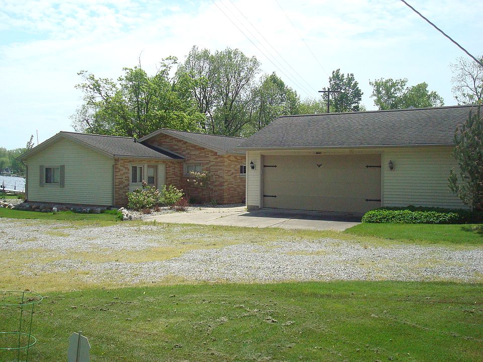 6723 Bird Lake Rd S, Osseo, MI 49266 Zillow
