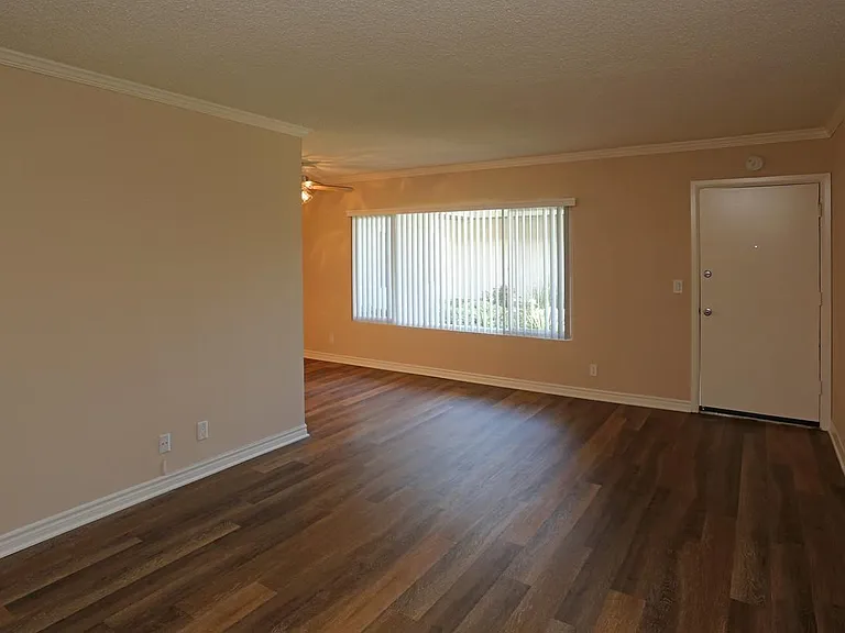 3136 W Ball Rd — Photo 9