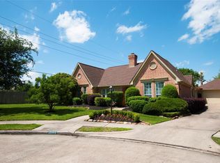 10903 Lark Brook Ln, Houston, TX 77065