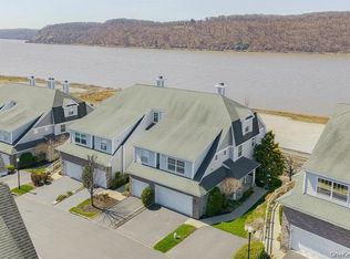 114 Hudson Pointe Drive, Poughkeepsie, NY