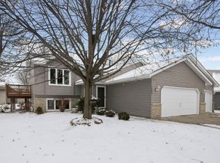 1083 97th Ln NE, Blaine, MN 55434