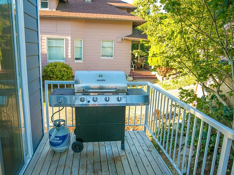 4124 3rd Ave NW — Photo 8
