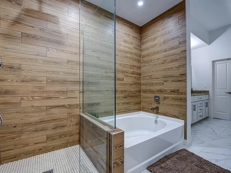 945 E Playa Del Norte Dr #2025 — Photo 12