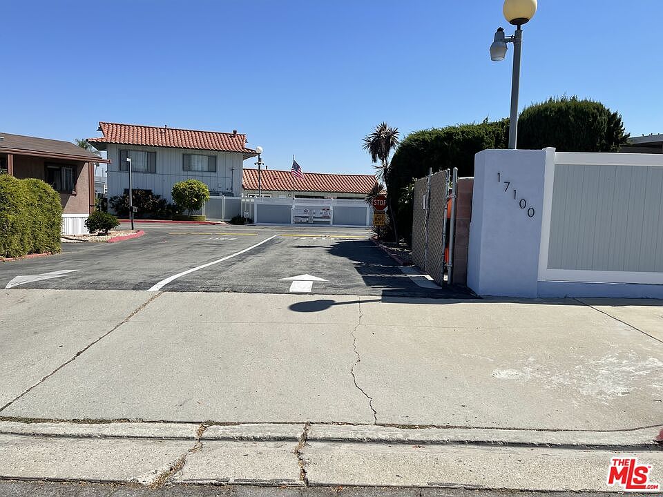 1st image of 17100 S Gramercy Pl #20