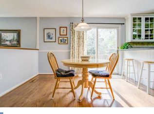 37 Taylors Farm Dr, Newark, DE 19711