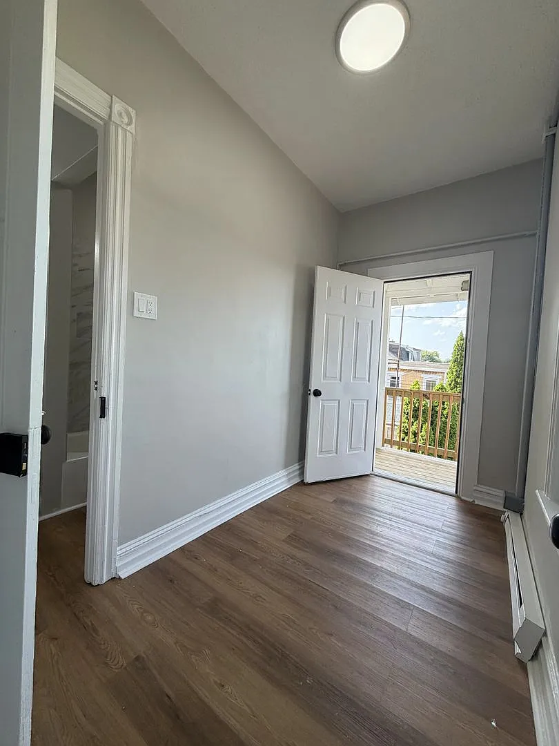 519 W Chew St — Photo 3