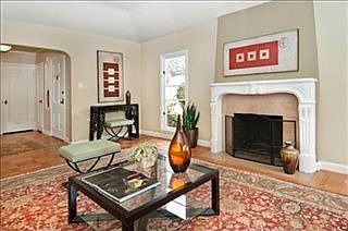 5th image of 55 Crestlake Dr