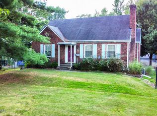 110 Seneca Trl, Louisville, KY 40214