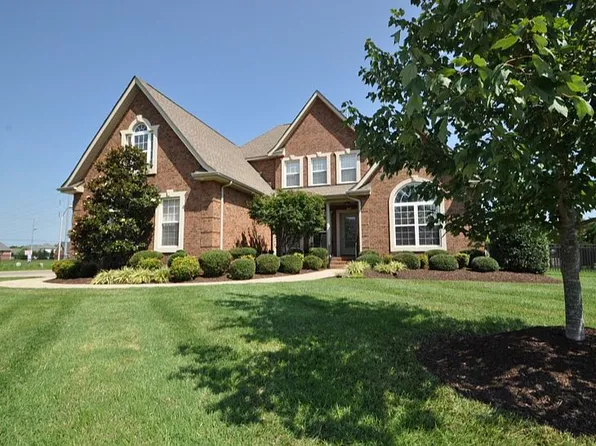 3515 Geneva Dr, Murfreesboro, TN 37128