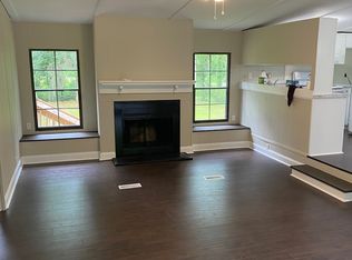 102 3rd Ave, Bonaire, GA 31005