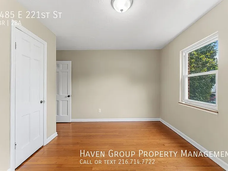1485 E 221st St — Photo 12