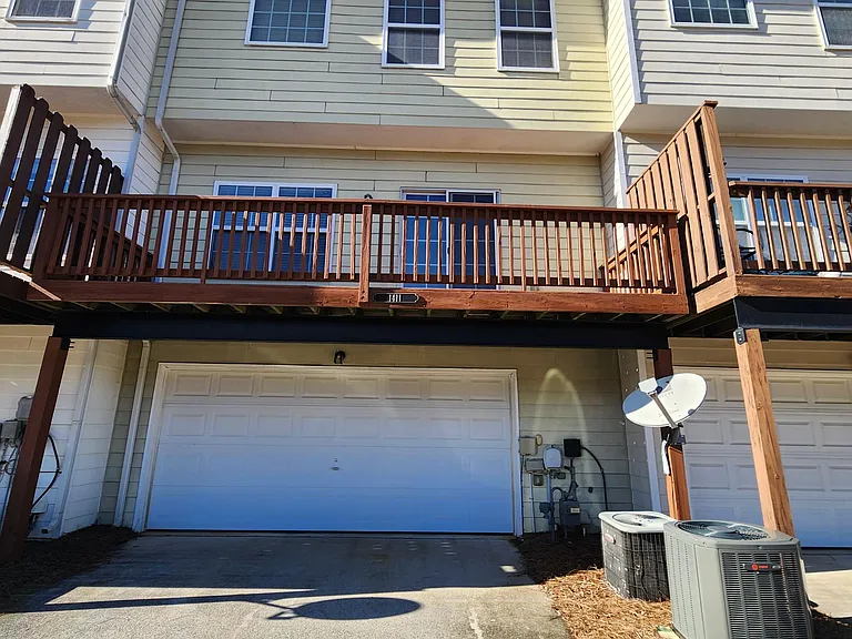 1411 Bay Overlook Dr — Photo 32