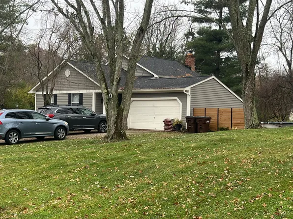 559 Century Ct, Cincinnati, OH 45244