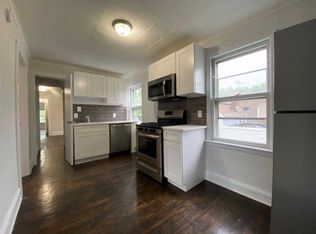 553 Avenue E, Bayonne, NJ 07002
