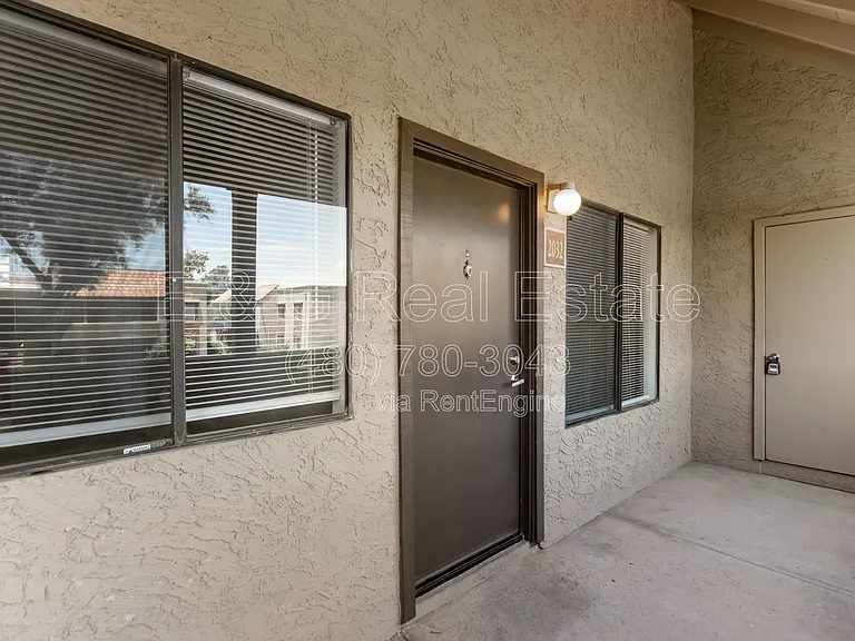5995 N 78th St #2032 — Photo 3