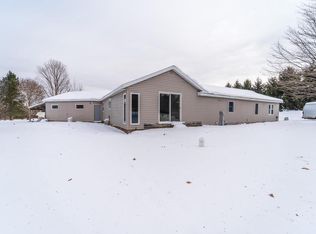 221511 COUNTY ROAD B, Marathon, WI 54448