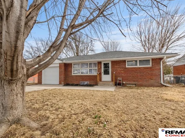 3230 N 66th St, Lincoln, NE 68507