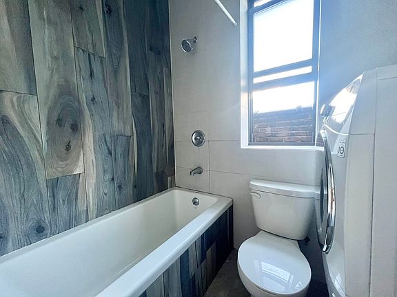 5th image of 637 Saint Marks Ave APT 4B