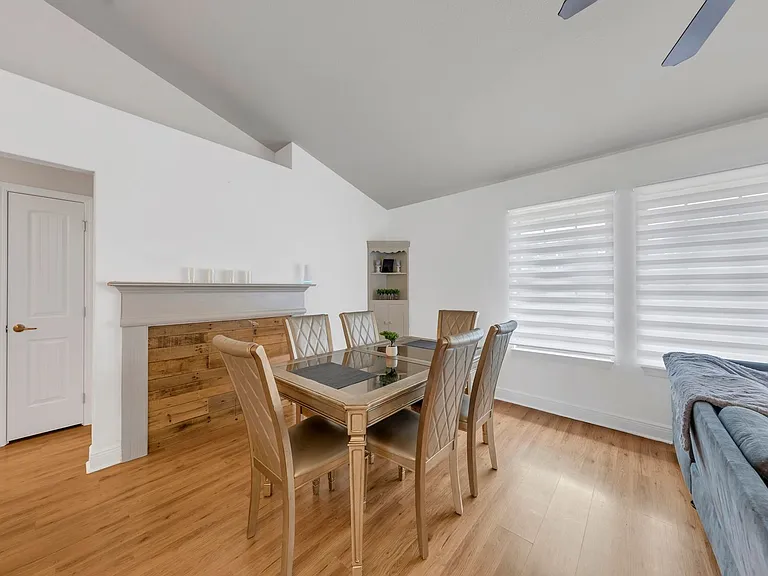 131 Bronze Cir — Photo 8