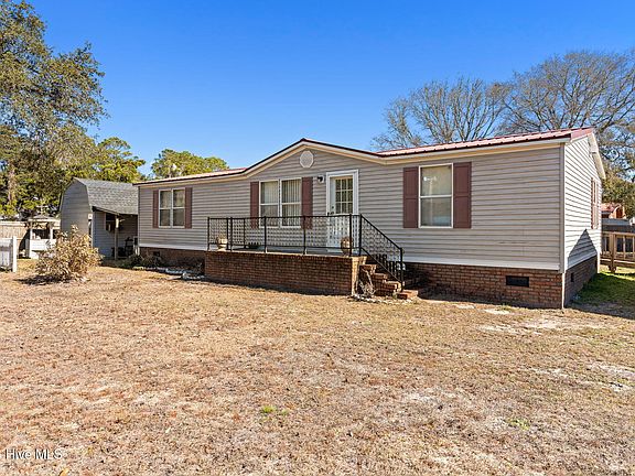 2nd image of 3006 Boones Neck Road SW